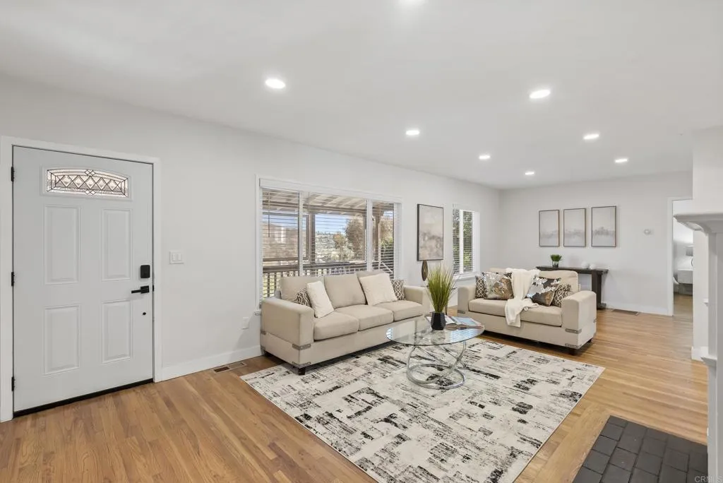 https://cdn.realtyfeed.com/cdn/127/306749448/95796fc113be37c5efffcd33b41e1ecf.webp