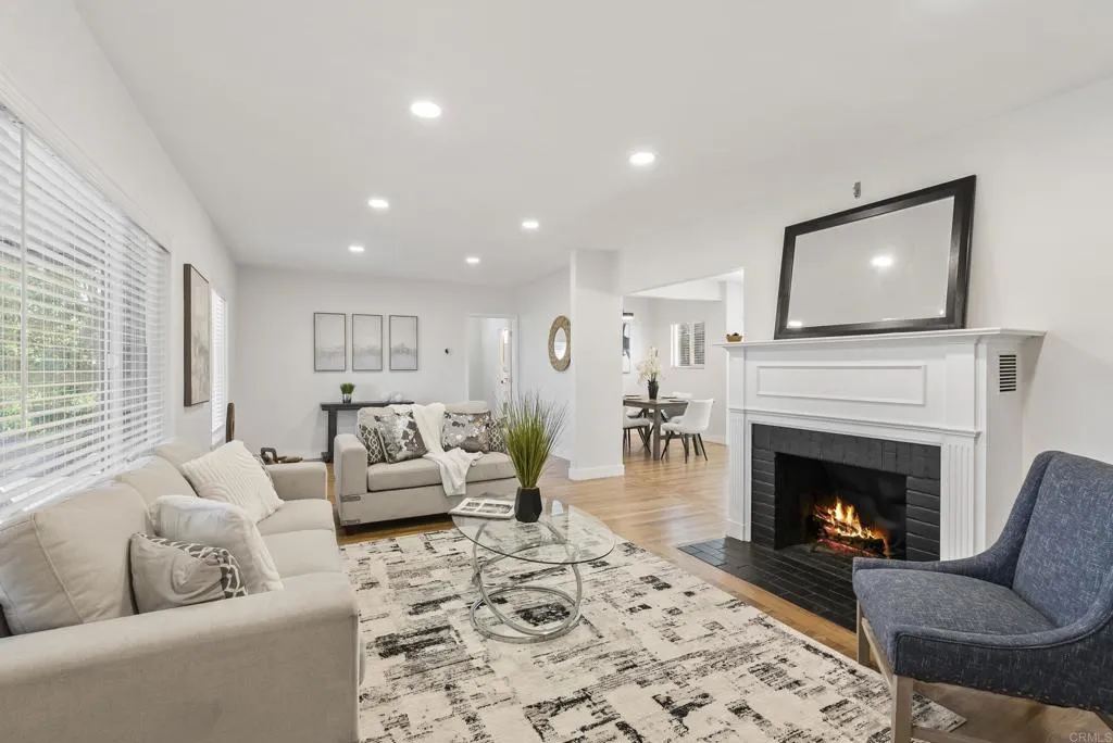 https://cdn.realtyfeed.com/cdn/127/306749448/a82b9895d51dee95fe460c2fb54a8537.webp