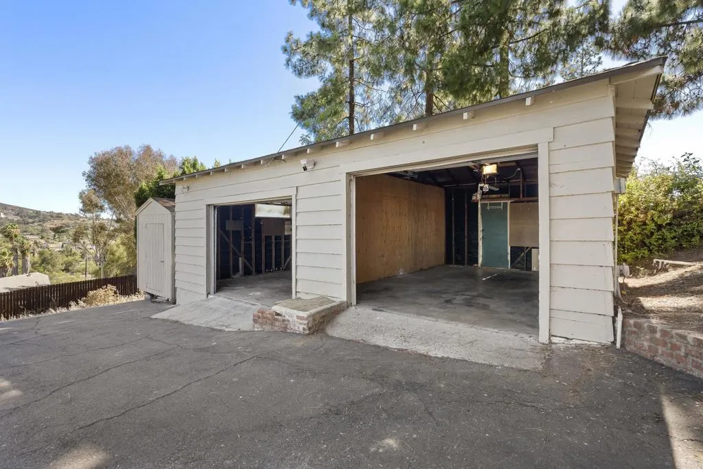 https://cdn.realtyfeed.com/cdn/127/306749448/e4c3ca40be9ee71fb5391922e034c241.webp
