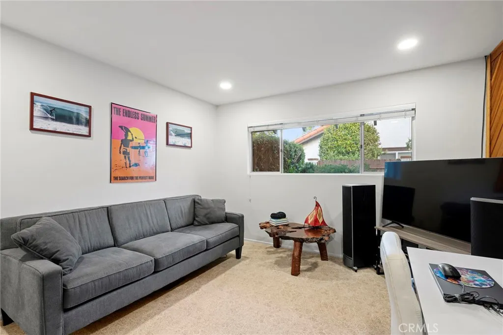 https://cdn.realtyfeed.com/cdn/127/306749478/2d11142d361ecad4107ed8b1738edb89.webp