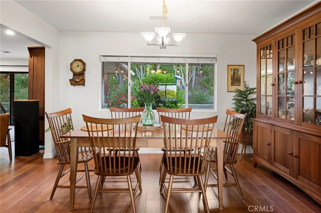 https://cdn.realtyfeed.com/cdn/127/306749478/65a3366d306270ffc5388c21a26b4e48.webp