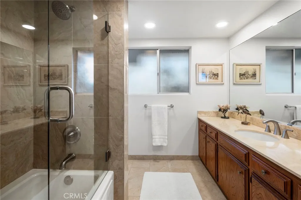 https://cdn.realtyfeed.com/cdn/127/306749478/8ebe77095ef4549f698ef1550984e555.webp