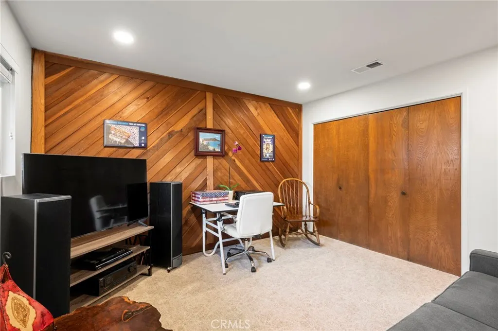 https://cdn.realtyfeed.com/cdn/127/306749478/c03230ab06ba645b133b520968c24009.webp