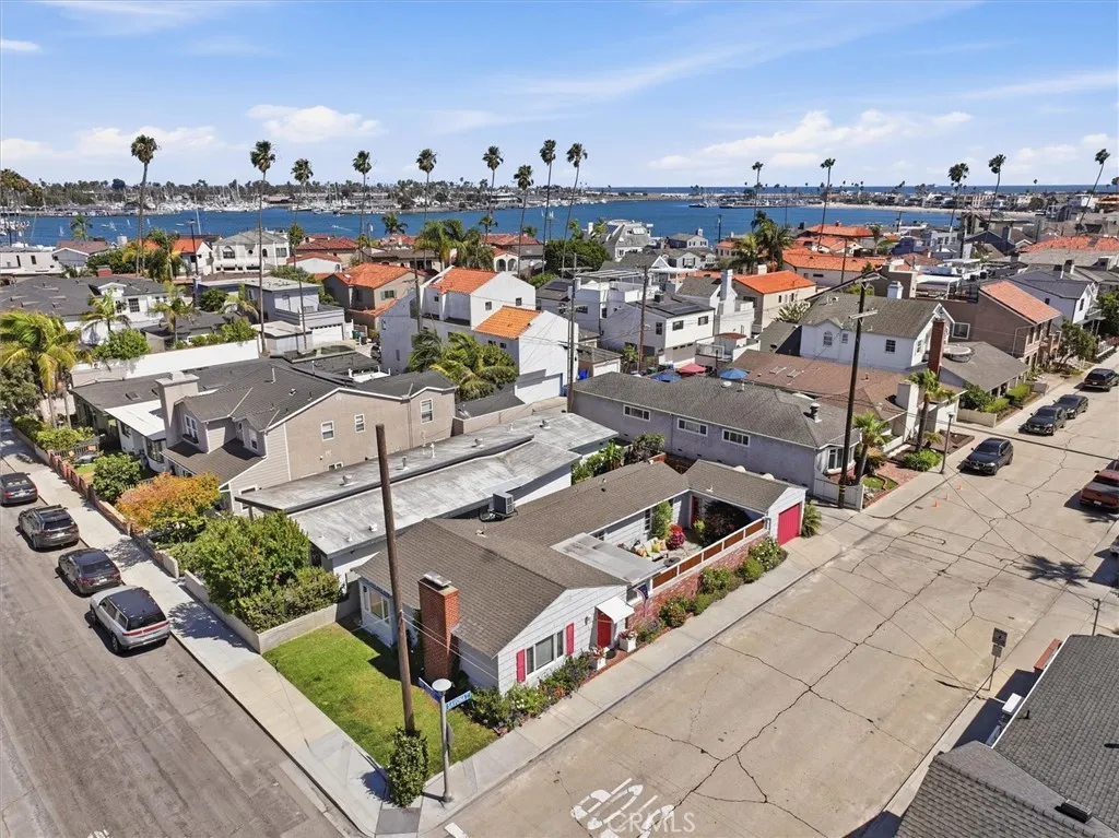 5928 E The Toledo, Long Beach, CA 90803 - Photo 2 of 20, Long Beach, CA