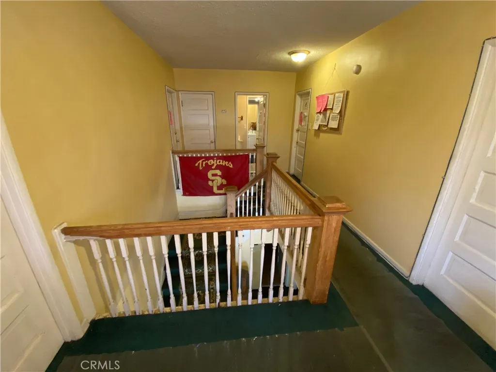 2707 S La Salle Unit 2, Los Angeles, CA 90018 - Photo 5 of 11, Los Angeles, CA