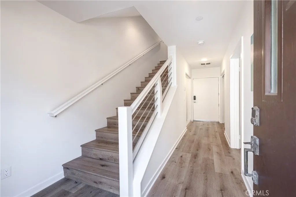 2926 Rowena Avenue Unit 4, Los Angeles, CA 90039 - Photo 3 of 29, Los Angeles, CA