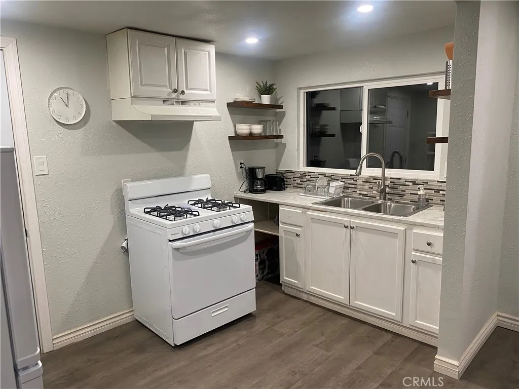 18173 Brightman, Lake Elsinore, CA 92530 - Photo 5 of 12, Lake Elsinore, CA