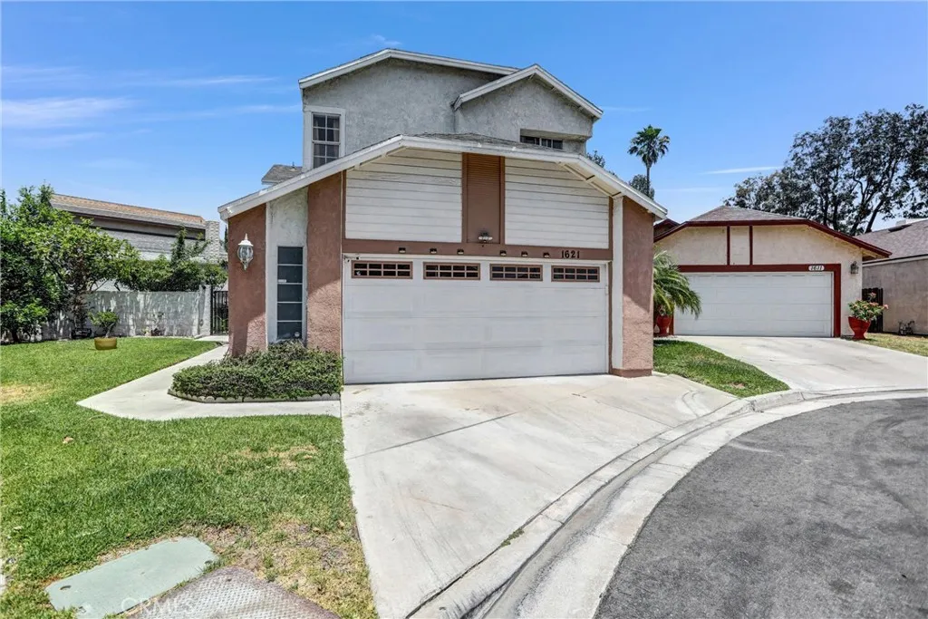 1621 Bent Rail Circle, Colton, CA 92324 - Photo 2 of 33, Colton, CA