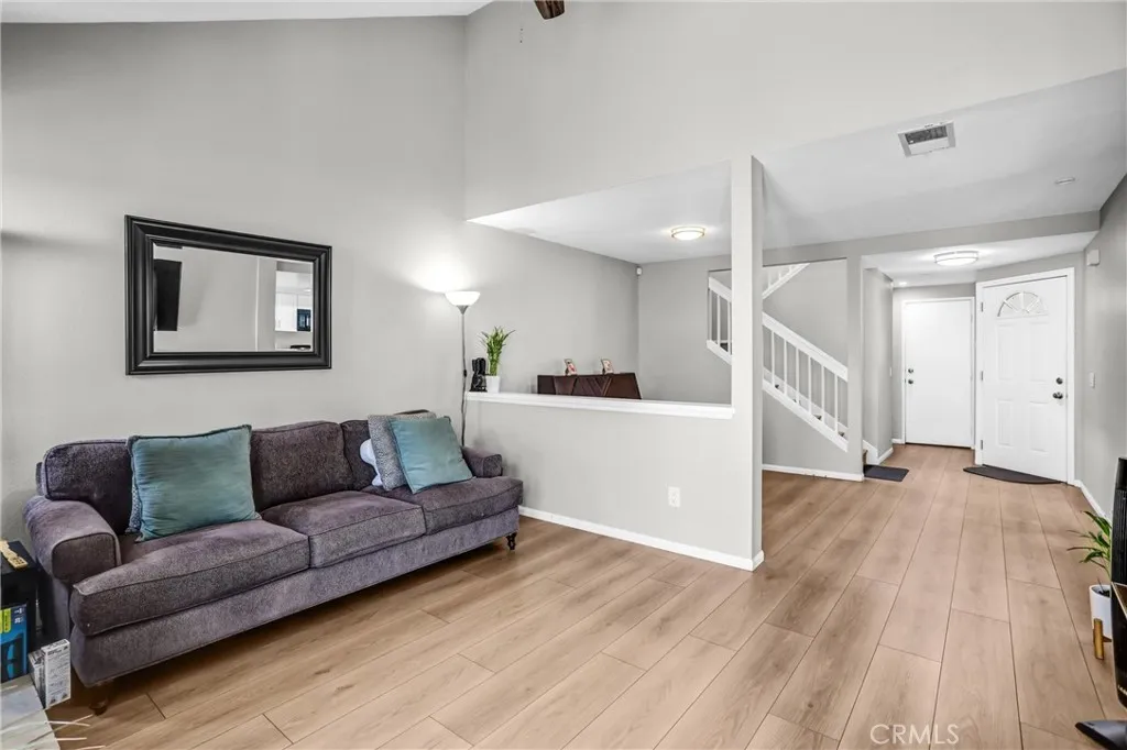 1621 Bent Rail Circle, Colton, CA 92324 - Photo 5 of 33, Colton, CA