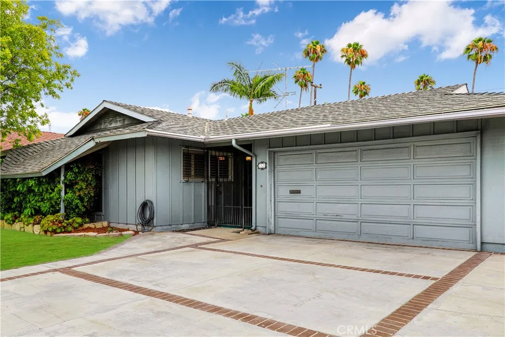 3120 Pierce Avenue, Costa Mesa, CA 92626 - Photo 5 of 27, Costa Mesa, CA