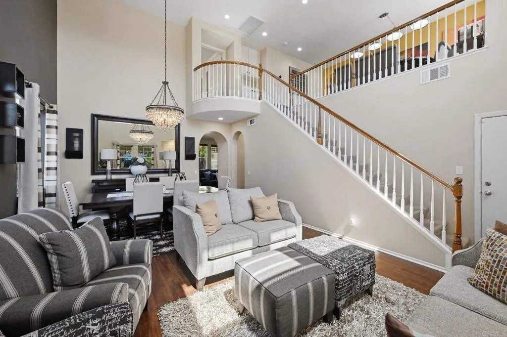 https://cdn.realtyfeed.com/cdn/127/306749641/16f60e8a65dba0775dbd8a6ab2f25608.webp
