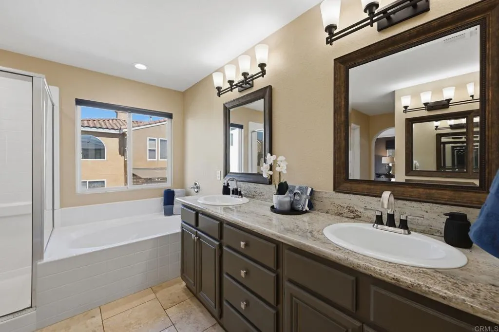 https://cdn.realtyfeed.com/cdn/127/306749641/572d2aedcfc41c232adbc0000de1dff3.webp