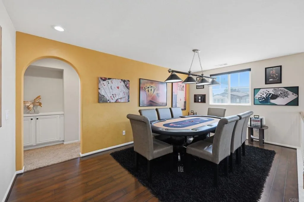 https://cdn.realtyfeed.com/cdn/127/306749641/cf70f85441c20bad83df1a01b50737b9.webp