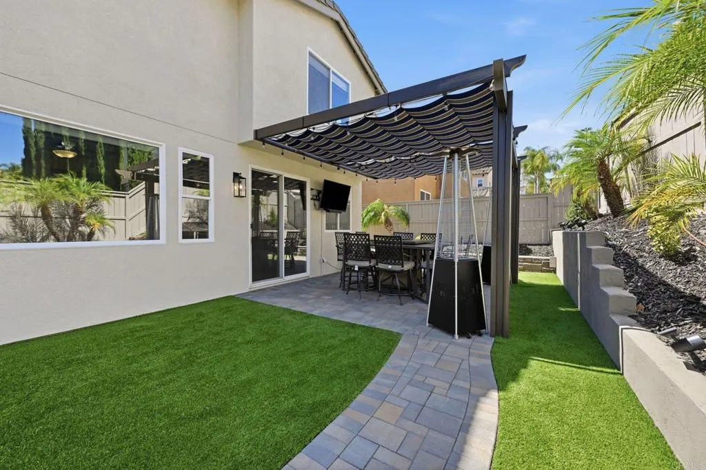 https://cdn.realtyfeed.com/cdn/127/306749641/d9441248a104b4cfcfe51df82e4f8b24.webp