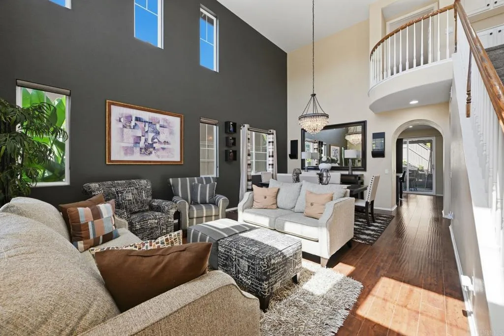 https://cdn.realtyfeed.com/cdn/127/306749641/e180a00495afb6a9248d1a9742fea9c0.webp