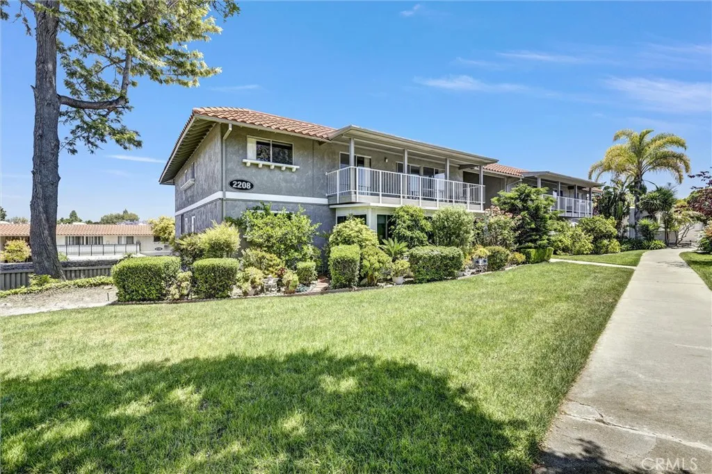 2208 Via Mariposa East Unit Q, Laguna Woods, CA 92637 - Photo 2 of 24, Laguna Woods, CA