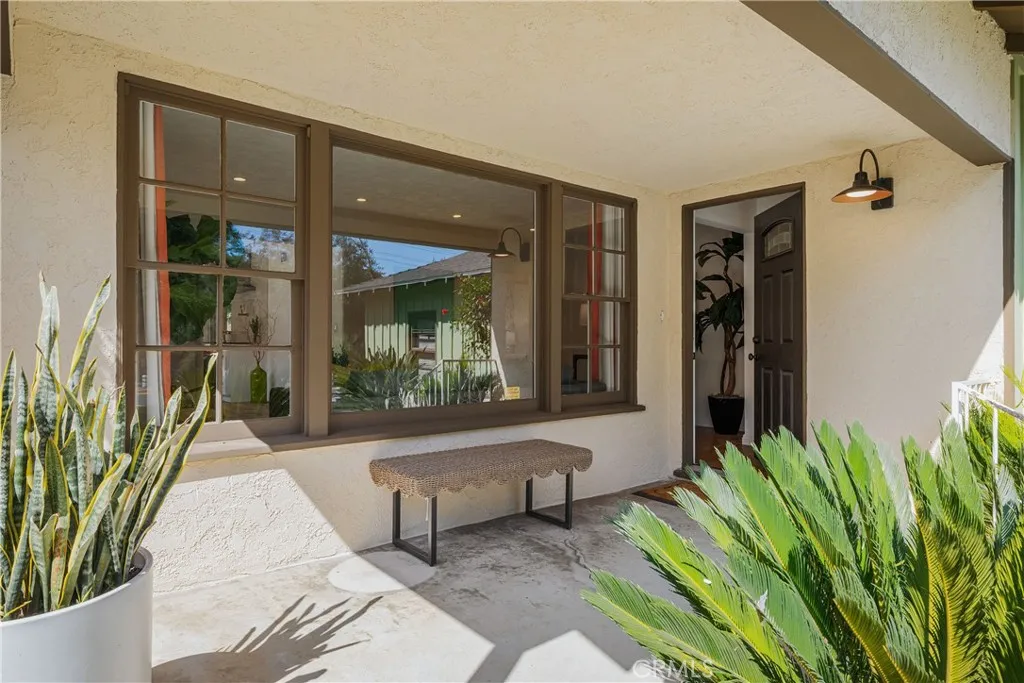 3550 La Crescenta Avenue, Glendale, CA 91208 - Photo 4 of 34, Glendale, CA