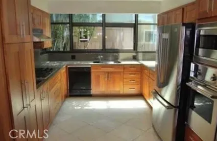 516-518 Roycroft Avenue, Long Beach, CA 90814 - Photo 4 of 31, Long Beach, CA