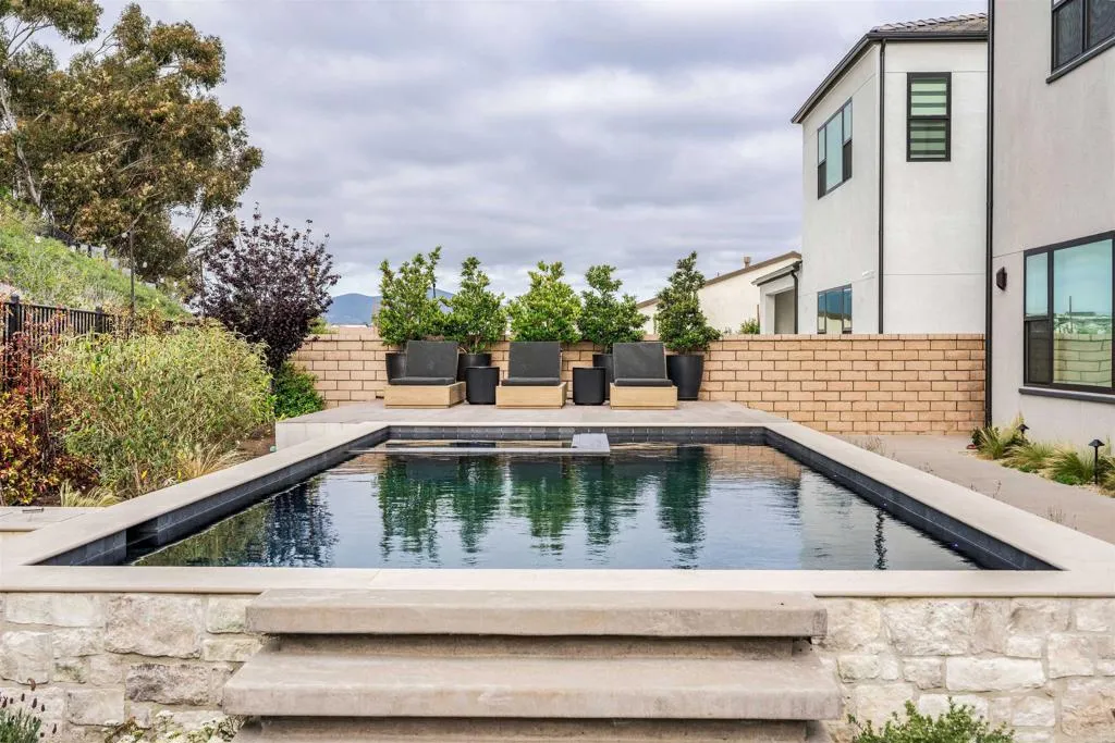 https://cdn.realtyfeed.com/cdn/127/306749701/09d4a68aafb1ebf662fa7303480cbb2b.webp