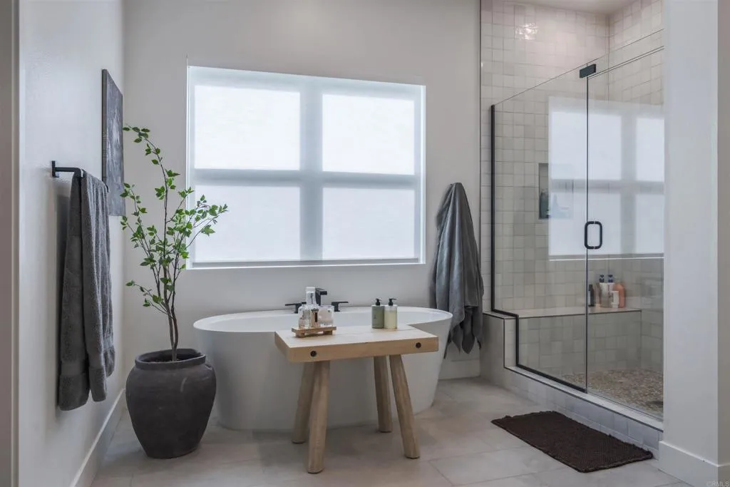 https://cdn.realtyfeed.com/cdn/127/306749701/26160a5d46ec90e276a134b2b6c52394.webp