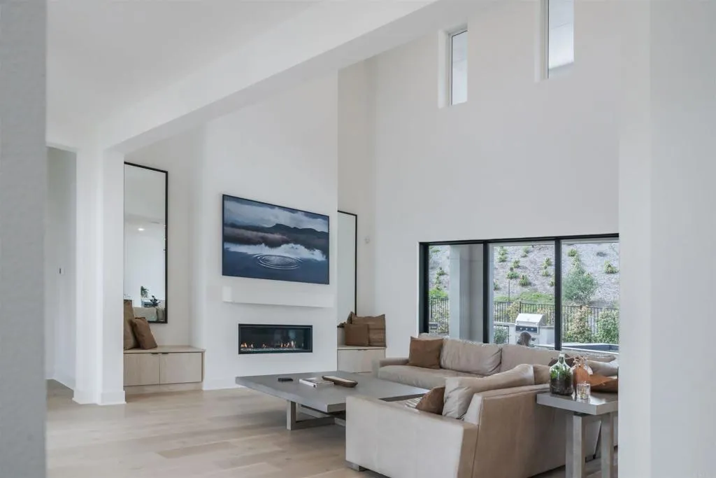 https://cdn.realtyfeed.com/cdn/127/306749701/945132768422ee89a230813186bc26ab.webp