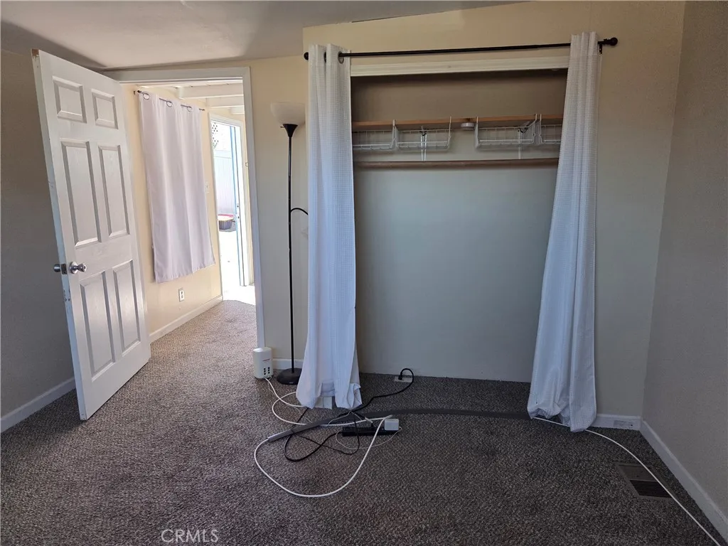 https://cdn.realtyfeed.com/cdn/127/306749730/8b2339df4fc772ba32cdba73f475b91b.webp
