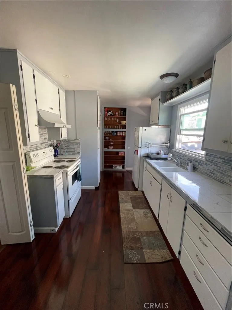 https://cdn.realtyfeed.com/cdn/127/306749730/d2d8cc3177c78896211d724601ec1ef4.webp