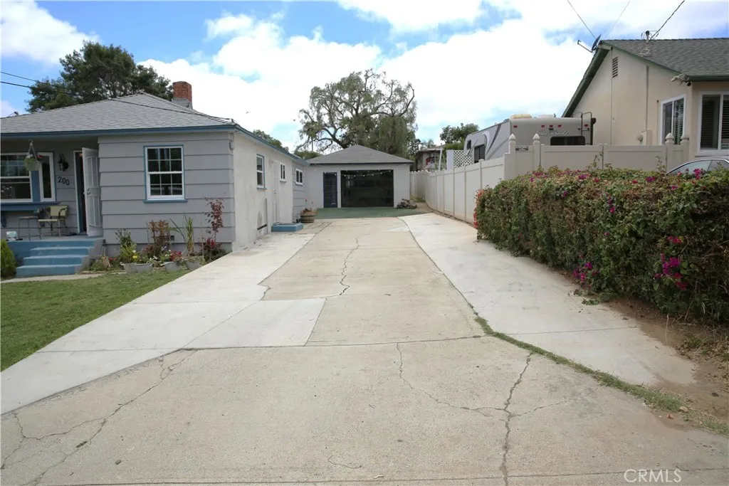 https://cdn.realtyfeed.com/cdn/127/306749730/df7880f9aaf379c16a3e3481ade5906e.webp