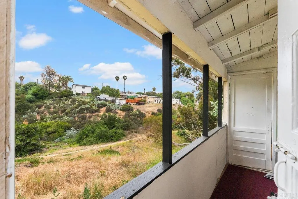https://cdn.realtyfeed.com/cdn/127/306749737/641e926aa26713571359c6325088f59a.webp