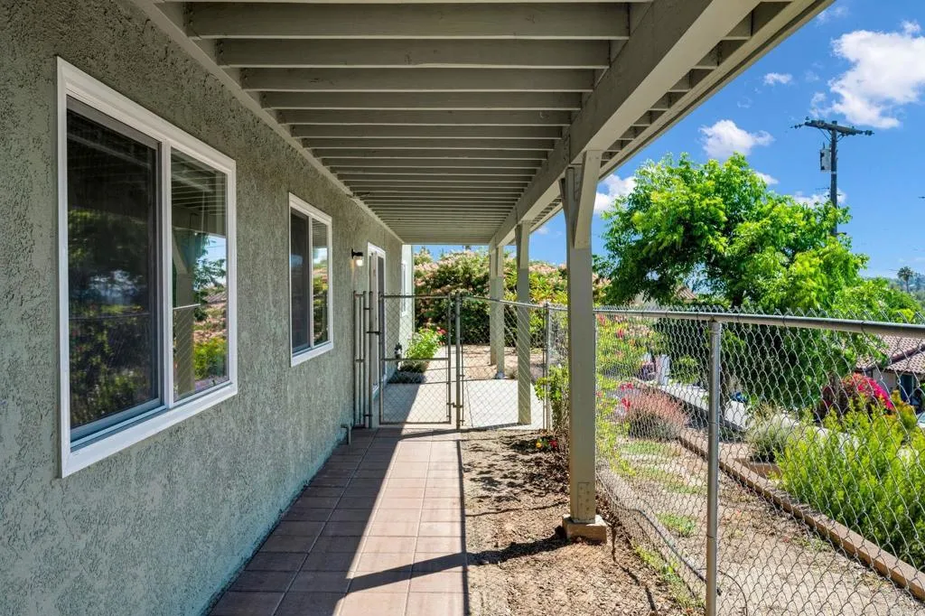 https://cdn.realtyfeed.com/cdn/127/306749754/0e75effb695b98092ac362dae6f5da49.webp