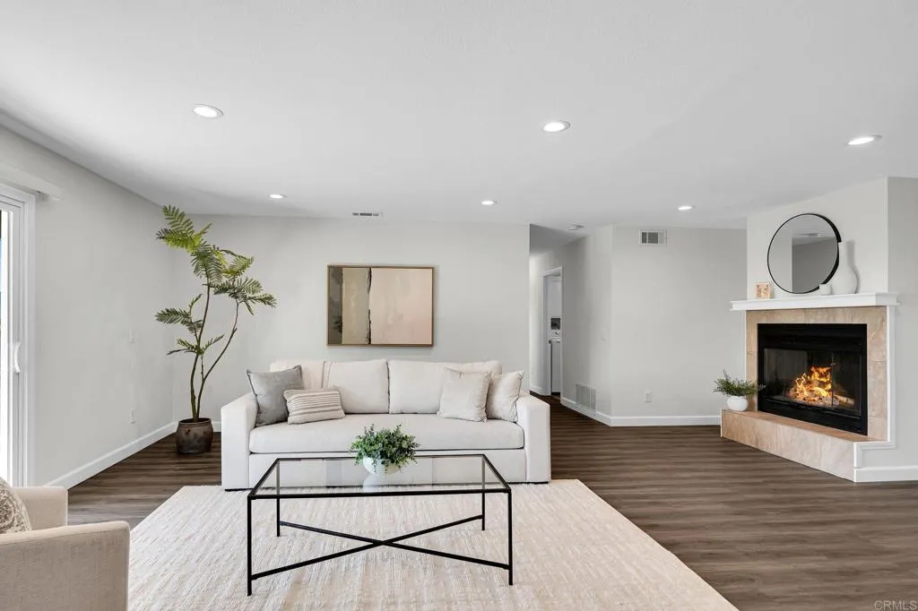 https://cdn.realtyfeed.com/cdn/127/306749754/481cb70fa5ff3a47d38a9a3f60c2c625.webp