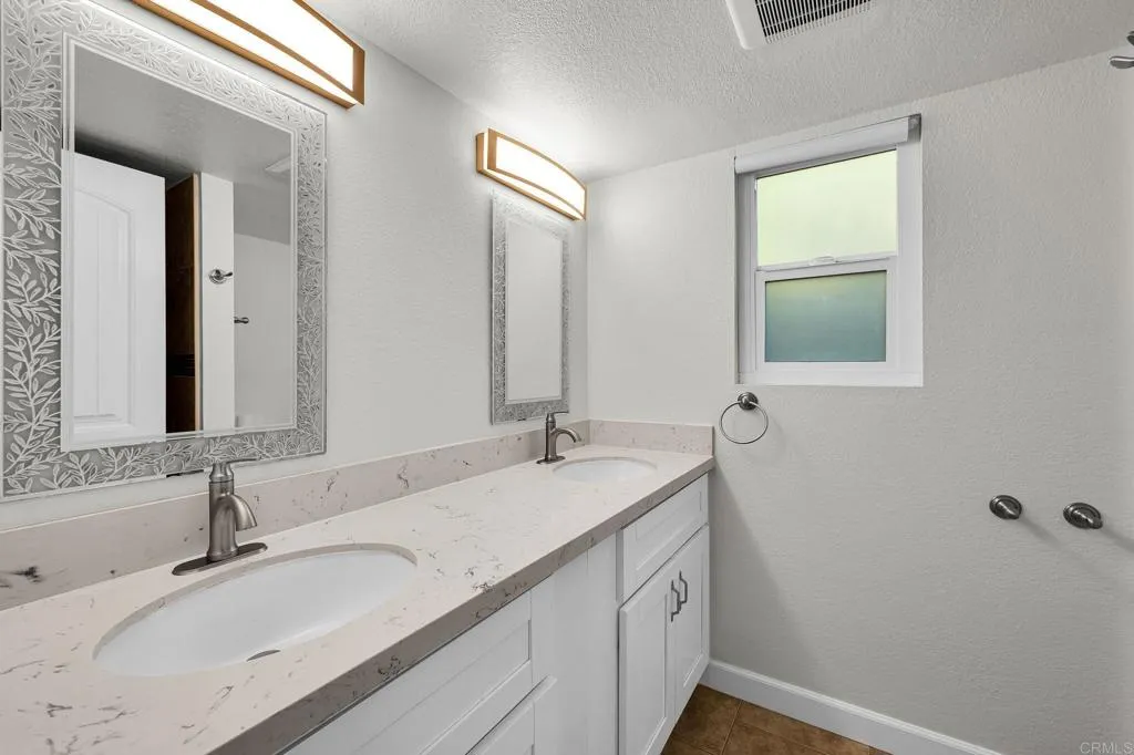 https://cdn.realtyfeed.com/cdn/127/306749754/ce6ca21161a40e4e2fbeefd4dff163ec.webp