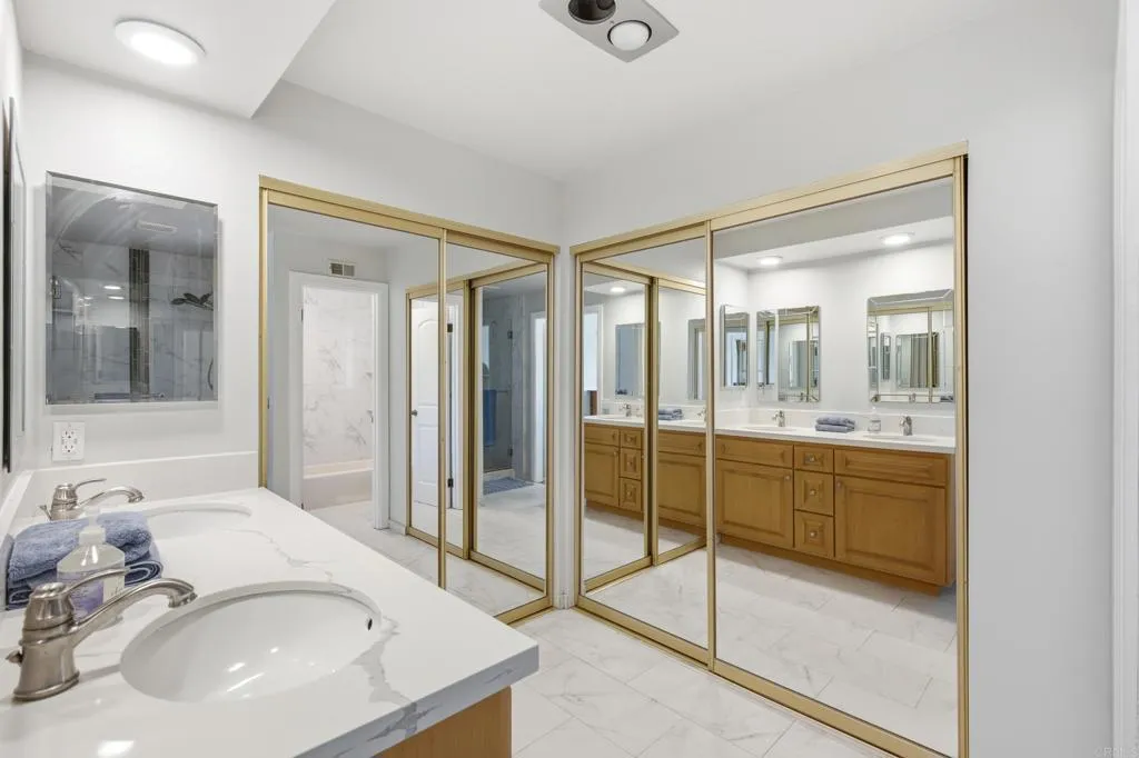 https://cdn.realtyfeed.com/cdn/127/306749797/32a53cd7366e6c5b83503b07bf02eeb3.webp