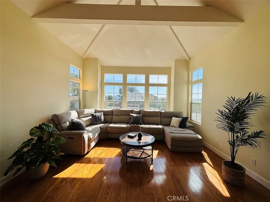 https://cdn.realtyfeed.com/cdn/127/306749811/b416f827520a94bb7ca84058a943e791.webp