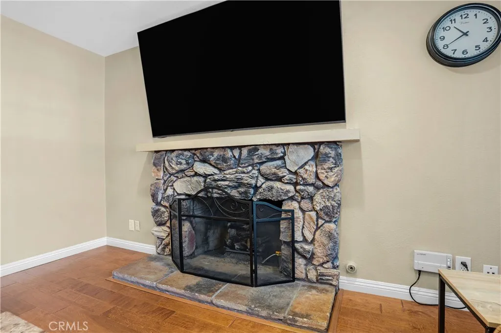 https://cdn.realtyfeed.com/cdn/127/306749813/3db6b147b6f229181d8774cfde7c7c32.webp