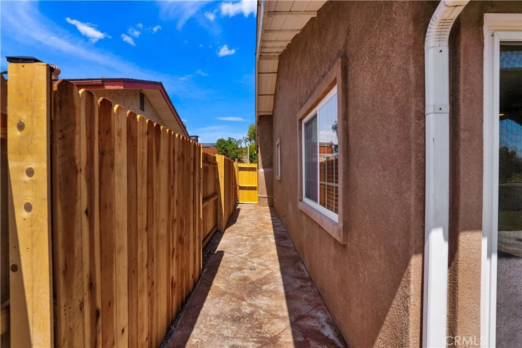 https://cdn.realtyfeed.com/cdn/127/306749813/5aeb6ef1d5bea5c0643629be13b1ce7a.webp