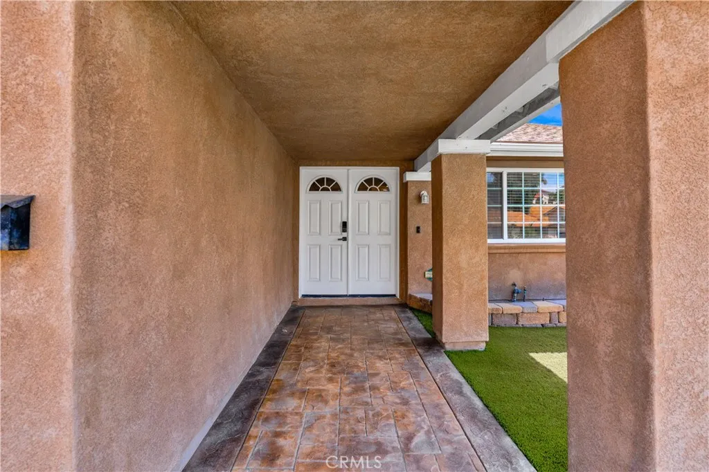 https://cdn.realtyfeed.com/cdn/127/306749813/a36f0a08449fceb032ccfa806f7102be.webp