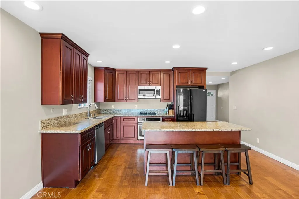 https://cdn.realtyfeed.com/cdn/127/306749813/a763ae411f42506148bb2ac0f0cf58d9.webp