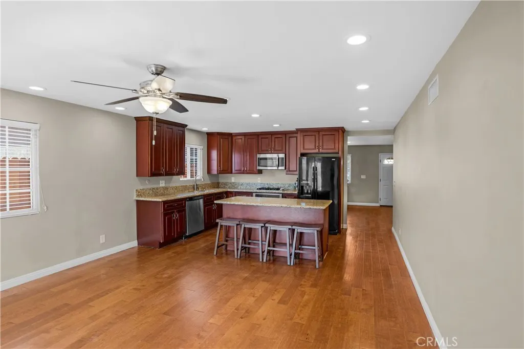 https://cdn.realtyfeed.com/cdn/127/306749813/b104d46c8dda1149dac634730dcbc6a0.webp