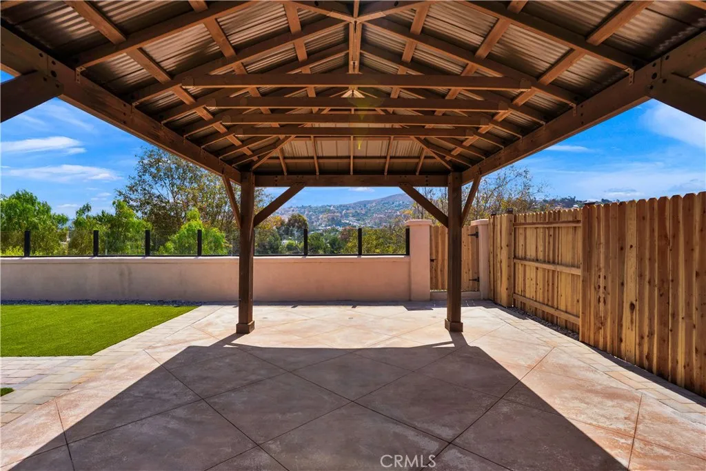 https://cdn.realtyfeed.com/cdn/127/306749813/edca62725122aad699179195a03f5464.webp