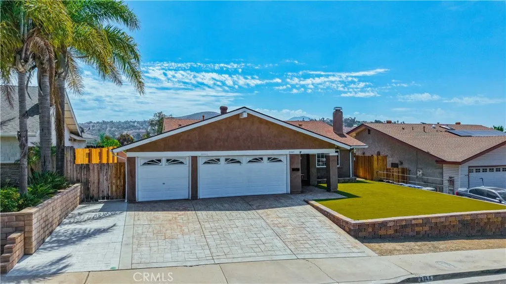 https://cdn.realtyfeed.com/cdn/127/306749813/f31d3c73ca5aa3c041c3c51e51230c25.webp