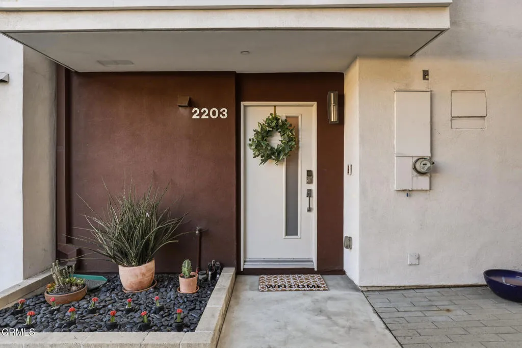 2203 Selig Drive, Los Angeles, CA 90026 - Photo 3 of 44, Los Angeles, CA