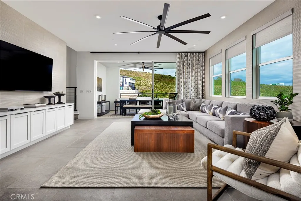 https://cdn.realtyfeed.com/cdn/127/306749869/973dd81dda21eecf4ef940b582ba13b5.webp