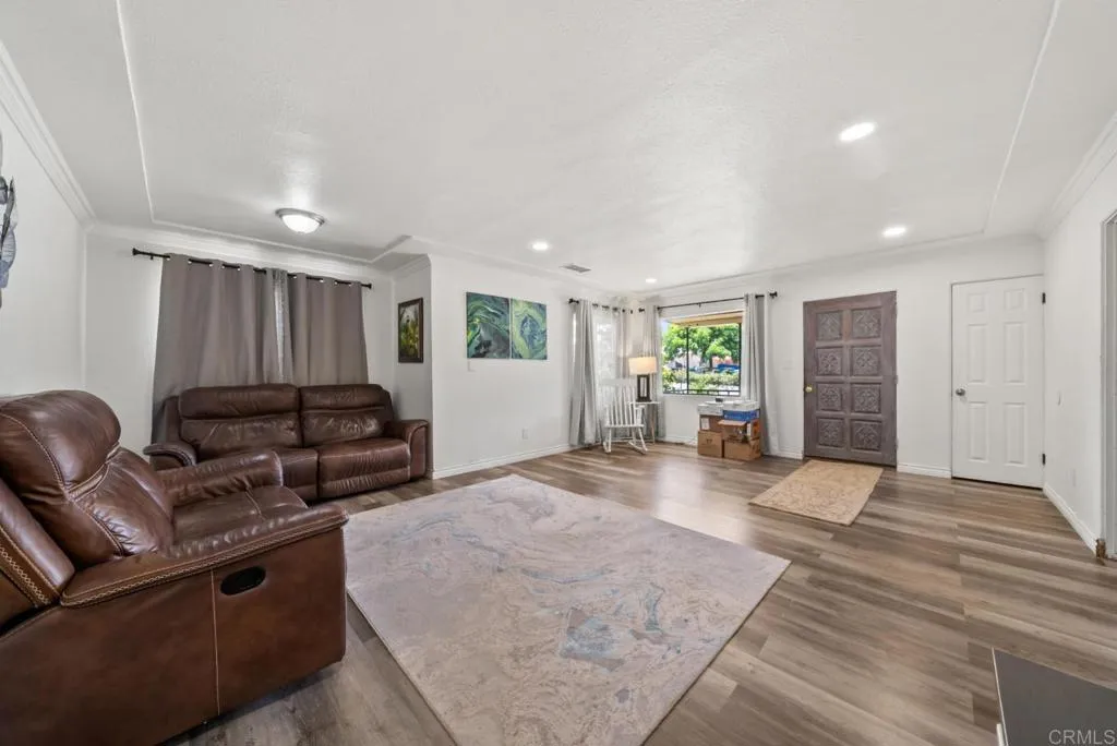 https://cdn.realtyfeed.com/cdn/127/306749880/2a4f829bb60fe76db6b6e568818c2faa.webp