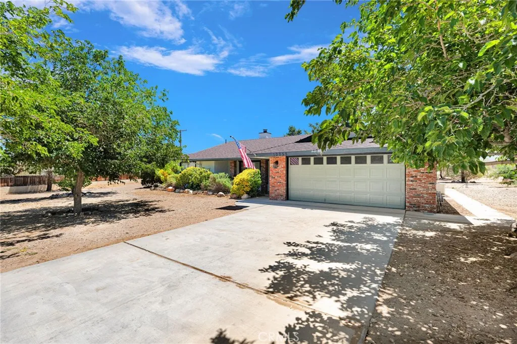 10055 Baker Rd, Lucerne Valley, CA 92356 - Main photo, Lucerne Valley, CA