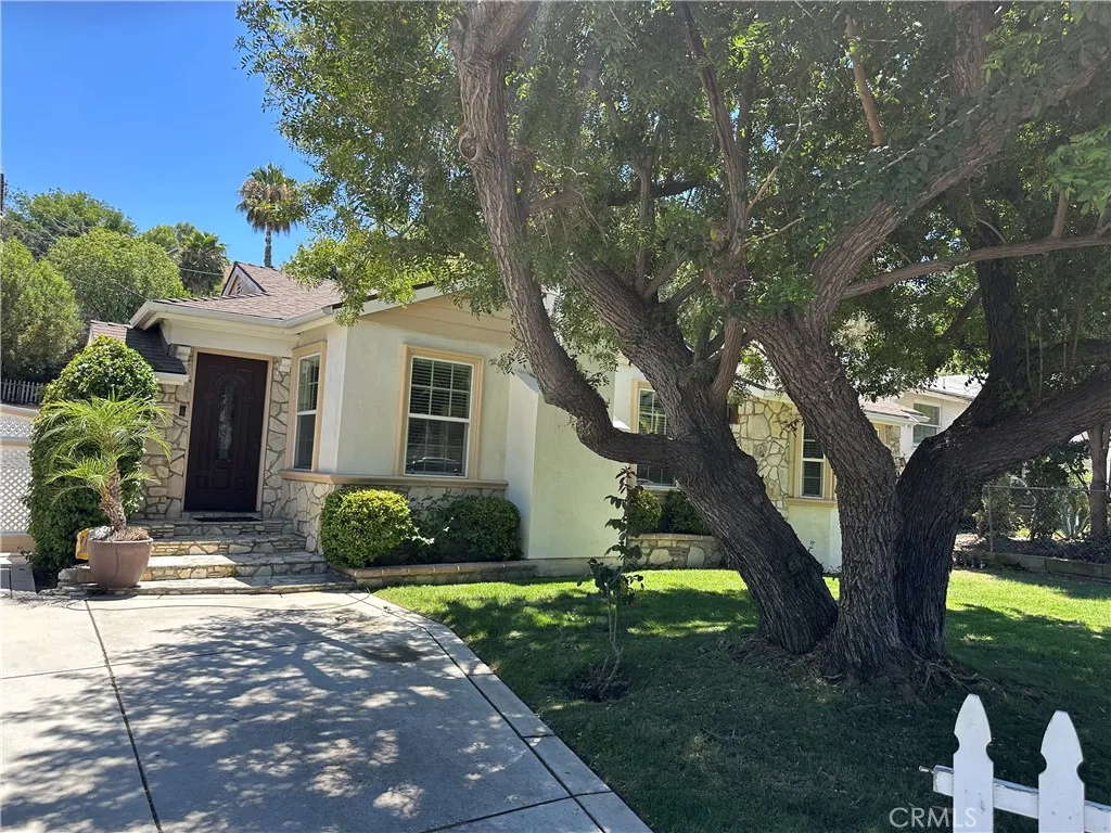 5322 Don Pio Drive, Woodland Hills, CA 91364 - Photo 2 of 33, Woodland Hills, CA