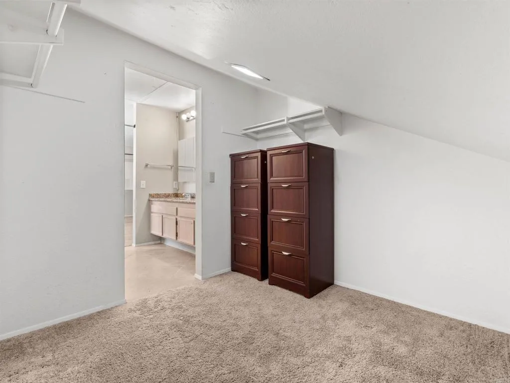 https://cdn.realtyfeed.com/cdn/127/306749969/2f6815bc346c709c022de7fd6ef383ba.webp