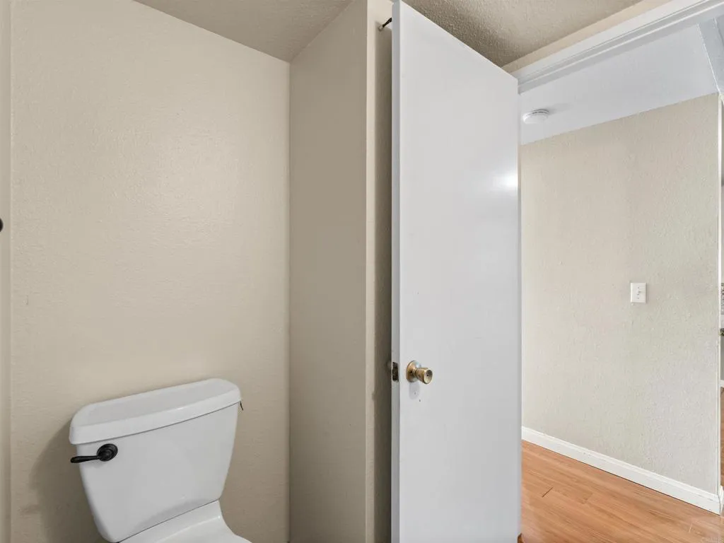 https://cdn.realtyfeed.com/cdn/127/306749969/71ec40e83adfcf5693f4ff84ecad8119.webp