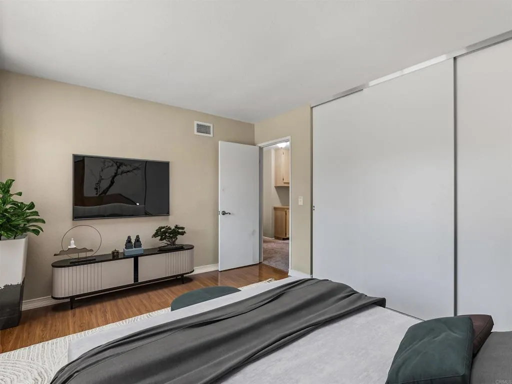 https://cdn.realtyfeed.com/cdn/127/306749969/994e532b7aa0d971e301d6982e964c07.webp