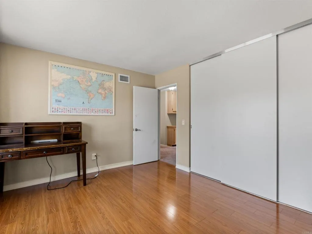https://cdn.realtyfeed.com/cdn/127/306749969/c9e3cc936178bf7d94338d5fe4999bea.webp
